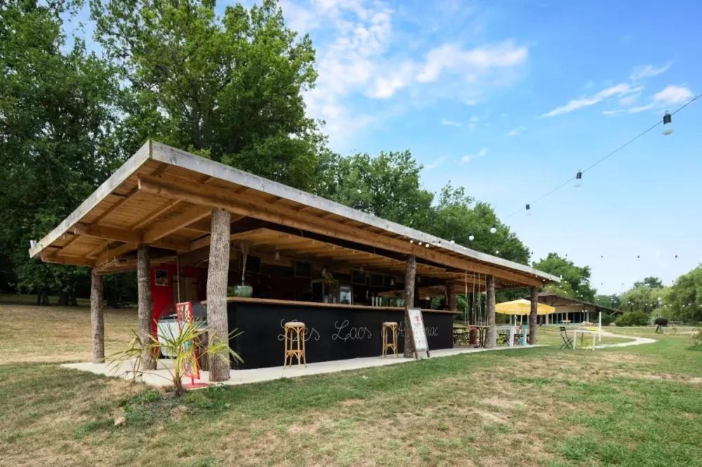 Camping Les Lacs D'Armagnac Bretagne-d'Armagnac Exterior photo